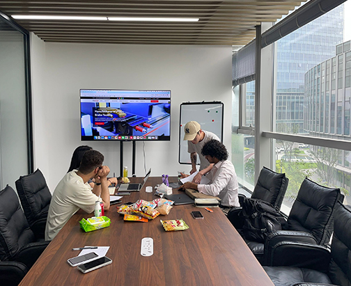 Bendmax sales engineer discussing customer solutions-2